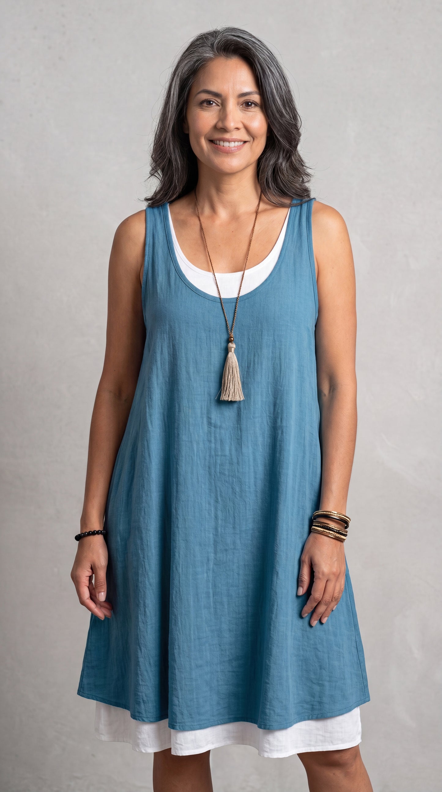 Vestido dos Piezas, Ligero y con Caída que Favorece