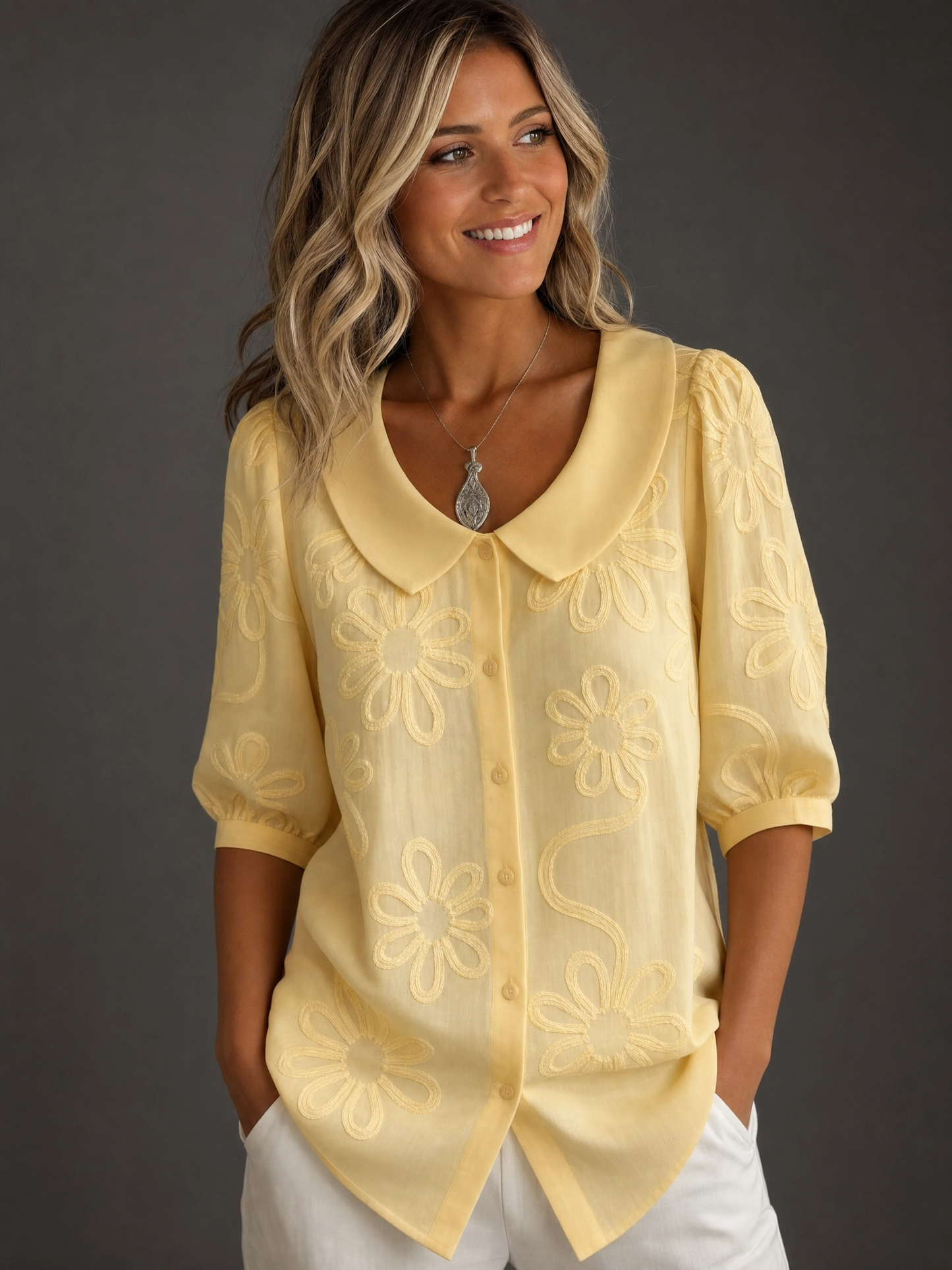 Blusa con Bordado Floral