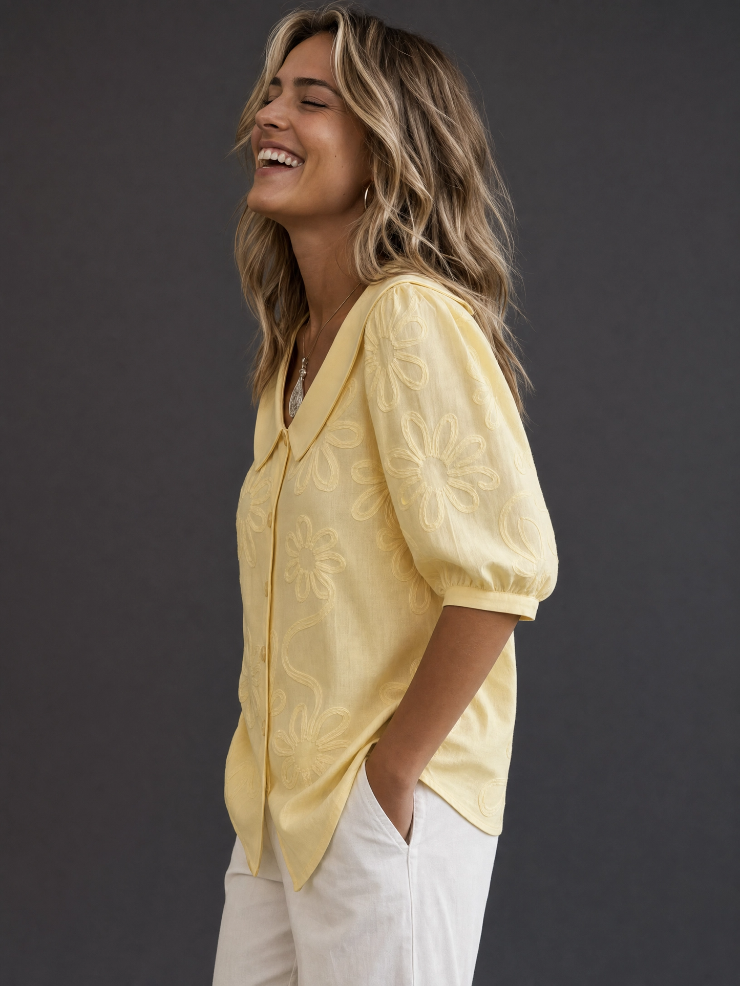 Blusa con Bordado Floral